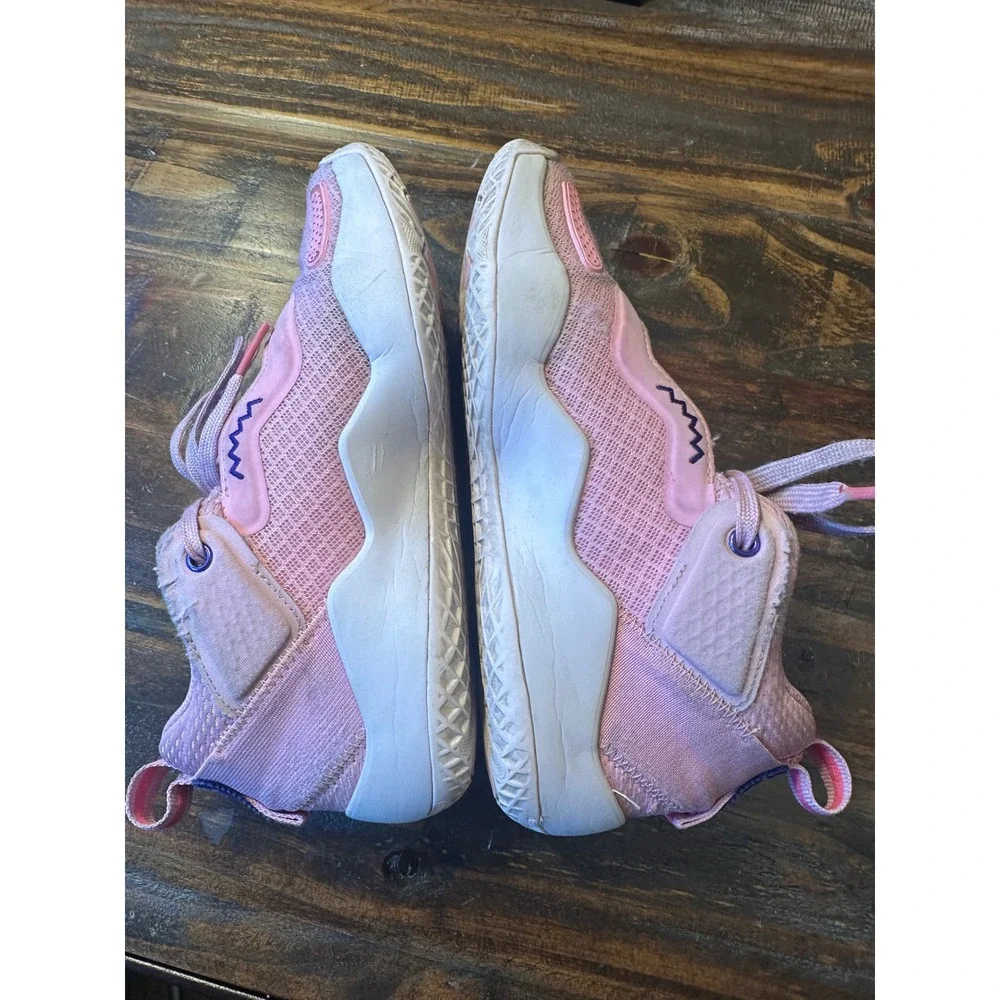 Adidas‎ Donovan Mitchell DON Issue 3 Pink  Kids Basketball Shoes Girls Size 3